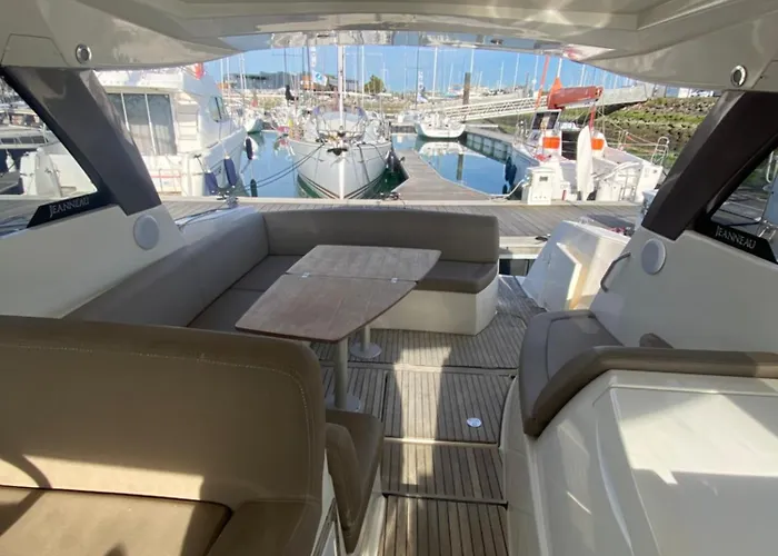 Experience Maritime Sur Un Yacht A - Boat Paradise * La Rochelle (Charente-Maritime)