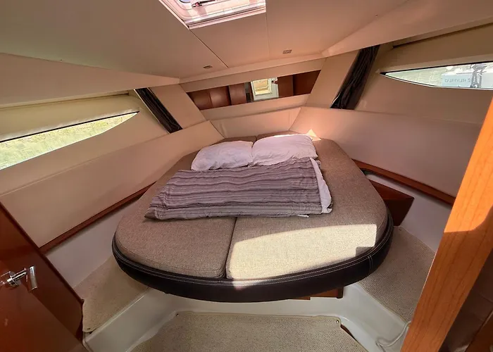 Experience Maritime Sur Un Yacht A - Boat Paradise Botel