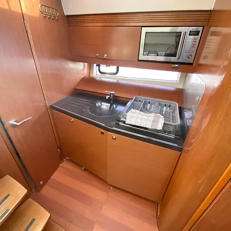Boat Paradise - Leader 10 Bådhotel La Rochelle (Charente-Maritime)