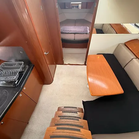 Botel Experience Maritime Sur Un Yacht A - Boat Paradise